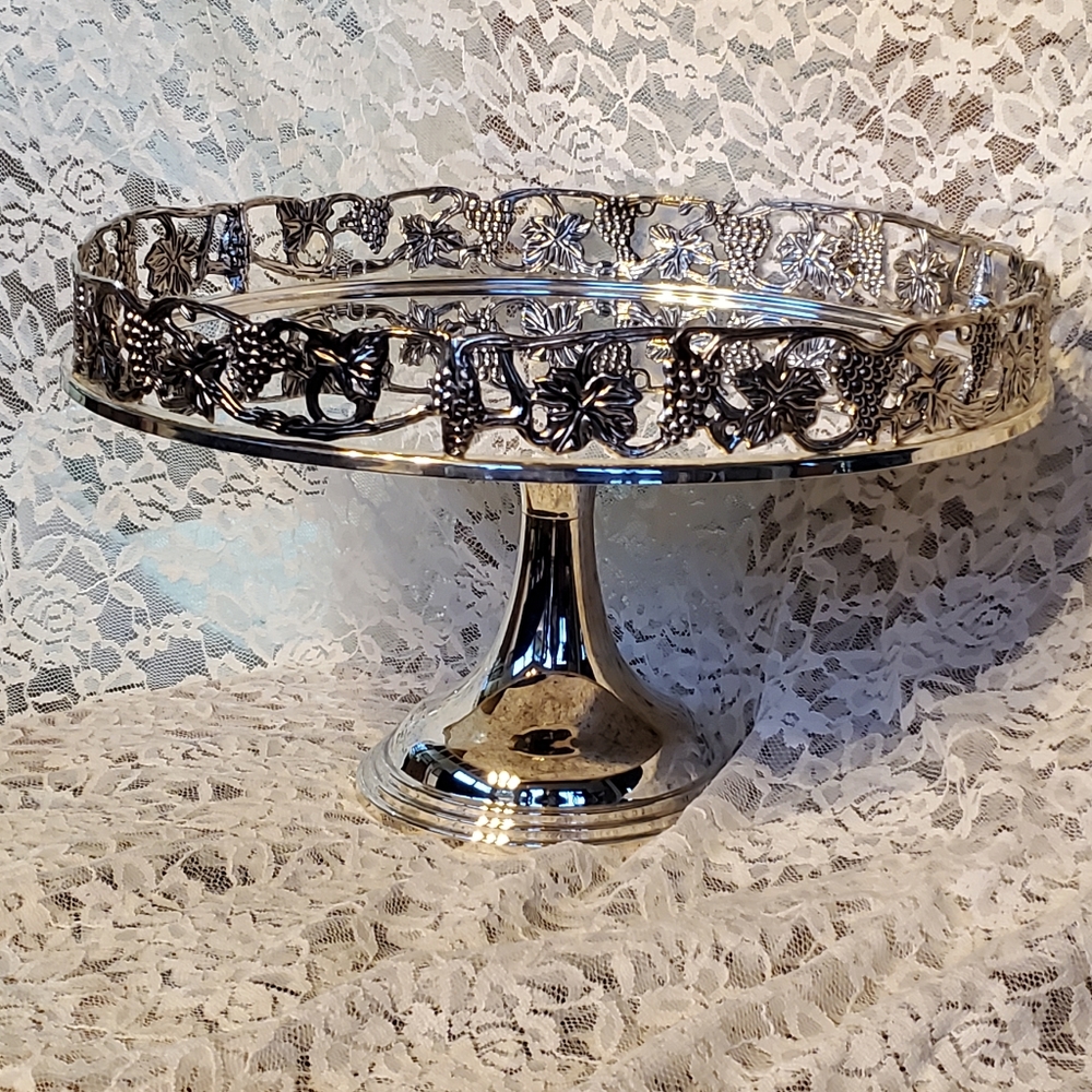 Godinger silverplate cake Fruit stand with Grapes and Leaves Gallery design
